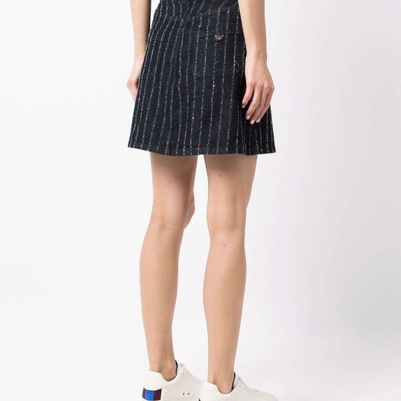 🥳 HP 🥳 Emporio Armani Skirt - Picture 3 of 10